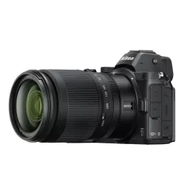 NIKON Z 5 BODY + NIKKOR Z 24-200mm F4-6.3 VR