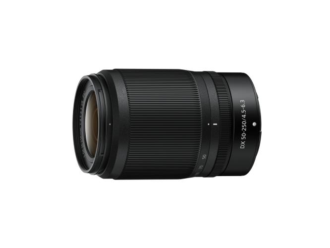 NIKON Z fc Kit DX 16-50mm f/3.5-6.3 VR(SL) + DX 50-250mm f/4.5-6.3 VR