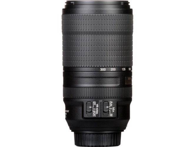 NIKKOR DX 70-300mm F/ 4.5-5.6 AF-P E ED VR